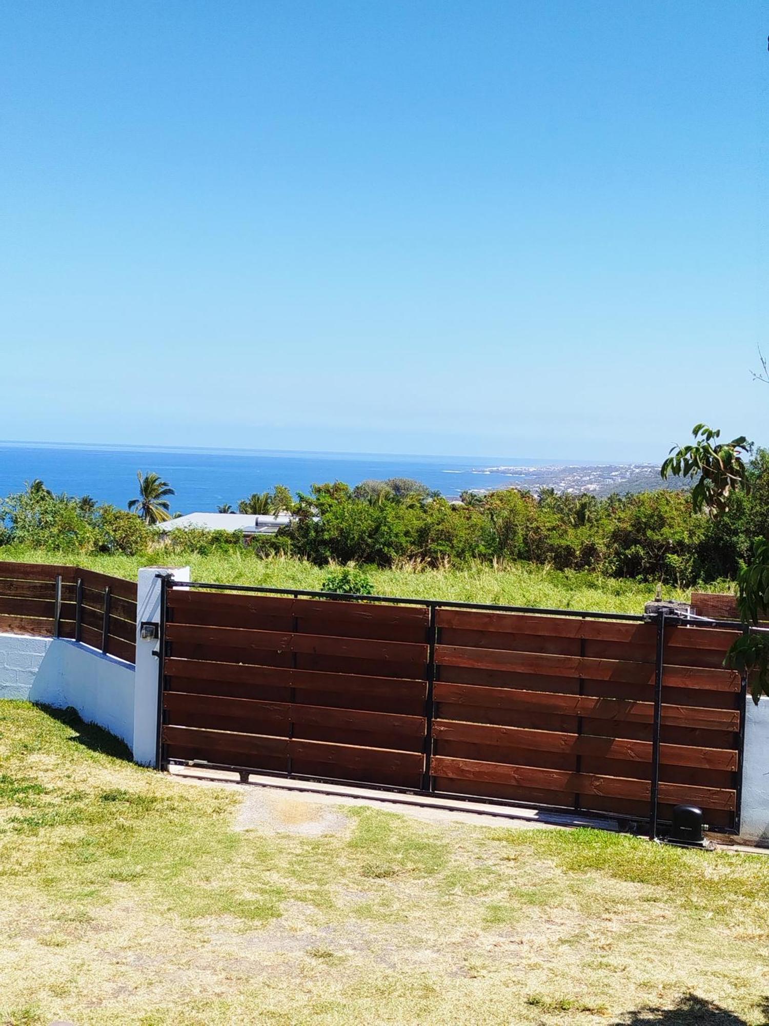 Maison Les Cocotiers De Plaiz'Anse Petite Île Esterno foto